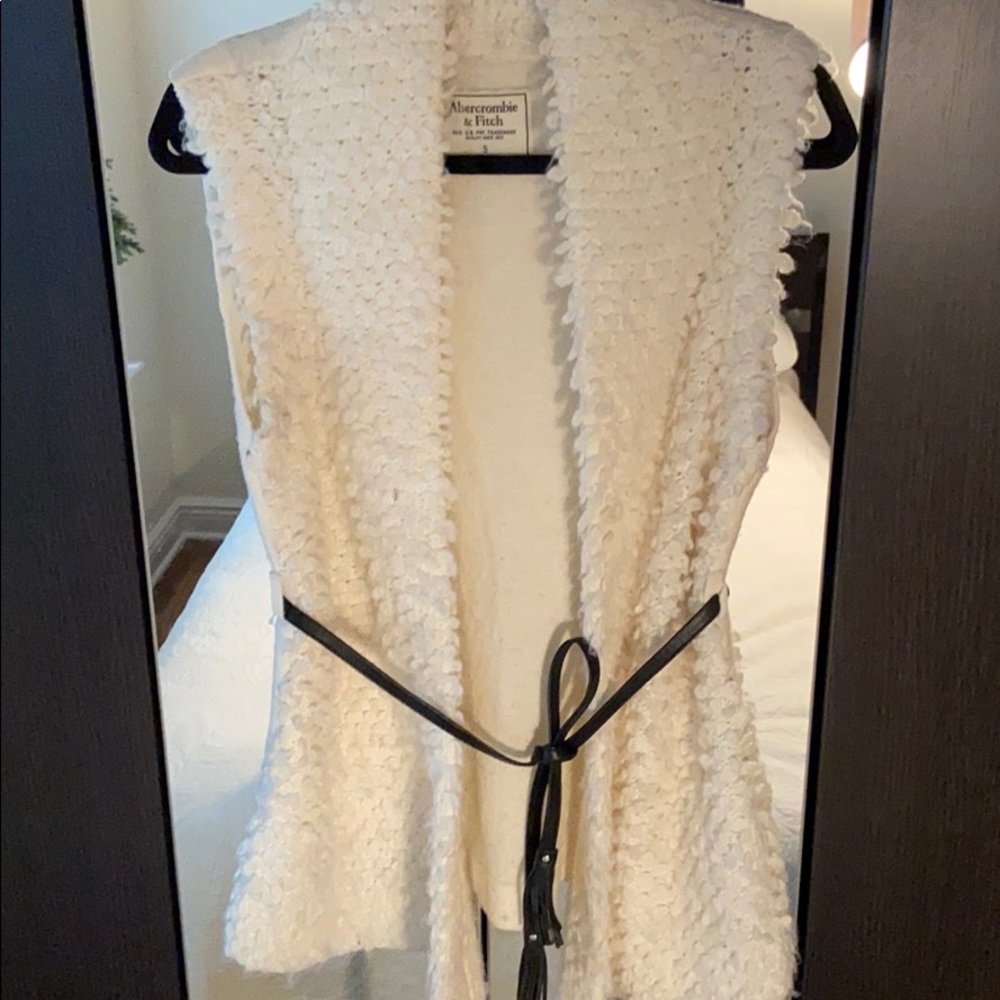 Abercrombie & Fitch White Vest with black tie belt